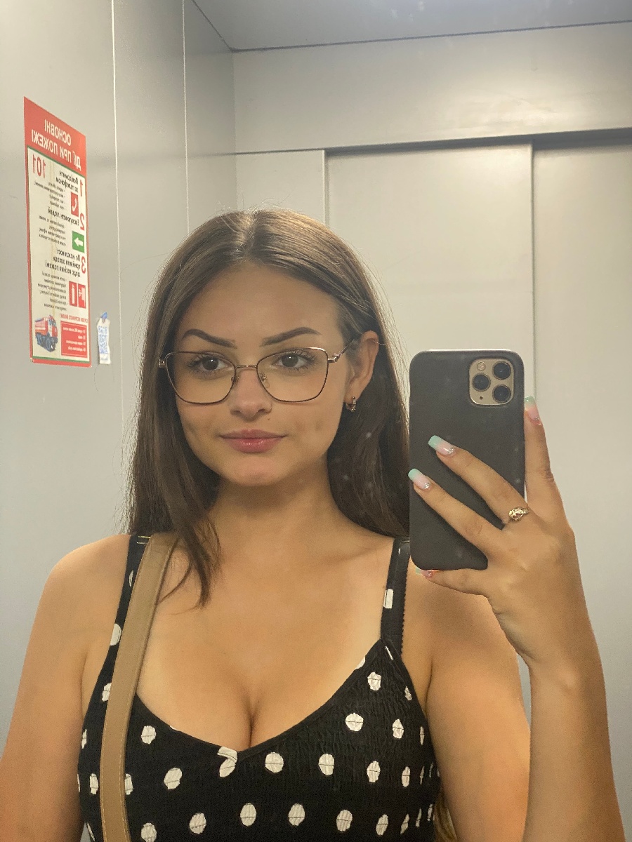 Sexy model Stacy in Banjul